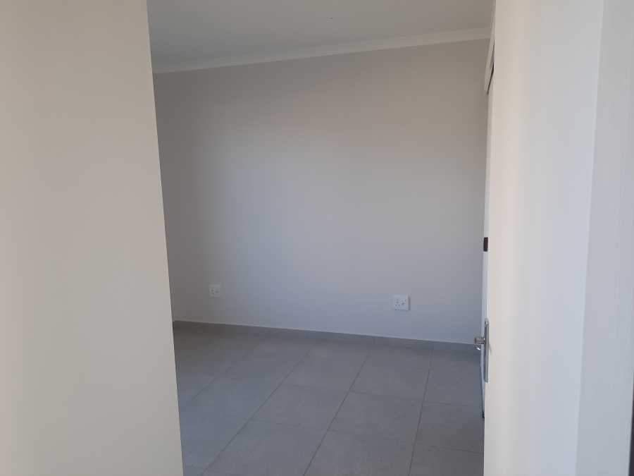 To Let 2 Bedroom Property for Rent in Stellendale Western Cape